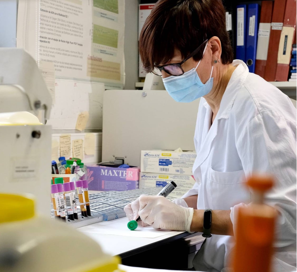 A Catalunya, què han de fer aquelles persones que vulguin conèixer el lloc d’enterrament d’un familiar desaparegut durant la Guerra Civil o la dictadura franquista i, si és possible, recuperar-ne les restes?